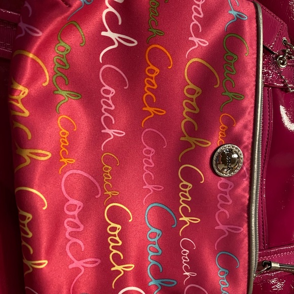 Shiny Raspberry Pink handbag use summer/winter - Picture 3 of 7